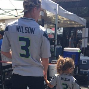 Meet your Posher, Guy